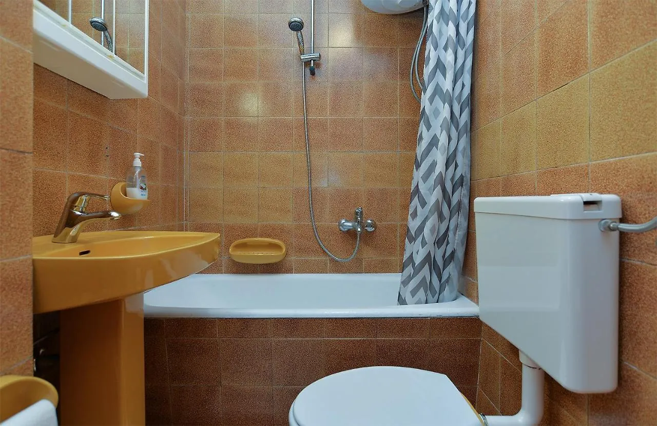 Apartments Jadranka 612 Rabac